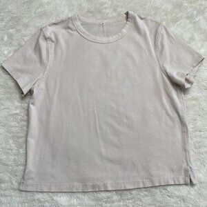 Lululemon Women’s Cream Crew Neck Short Sleeve Tee Shirt Size 2